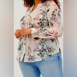 Torrid Floral Cream Chiffon Clip Dot Crochet Trim V-Neck Button Up Blouse 3X